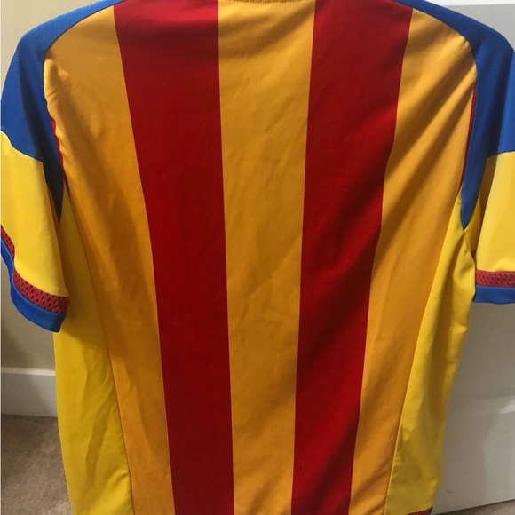 Valencia FC 2015 Alternate Jersey - Picture 4 of 5